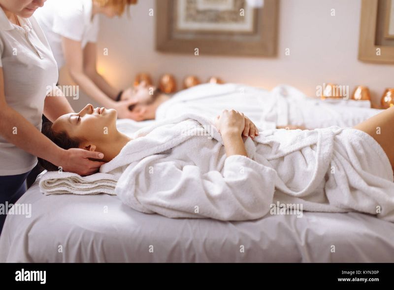 What Are Couple Health Facility Massages? Benefits and Strategies Discussed